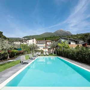 Corte Benaco By Wonderful Italy Apartment