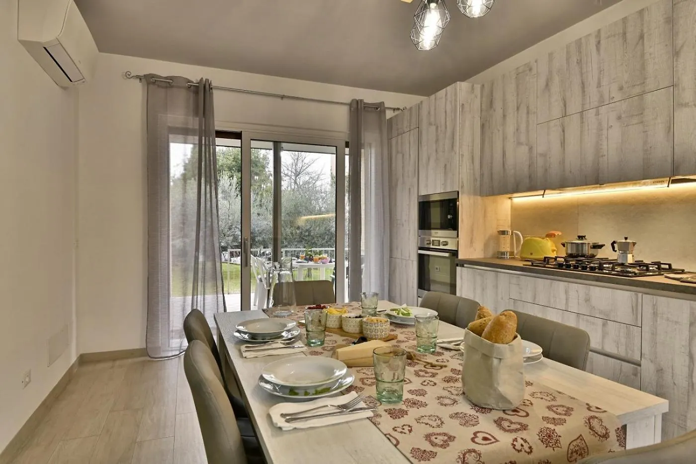 Appartamento La Palma By Theater Home 托斯科拉诺-马德尔诺 0*,